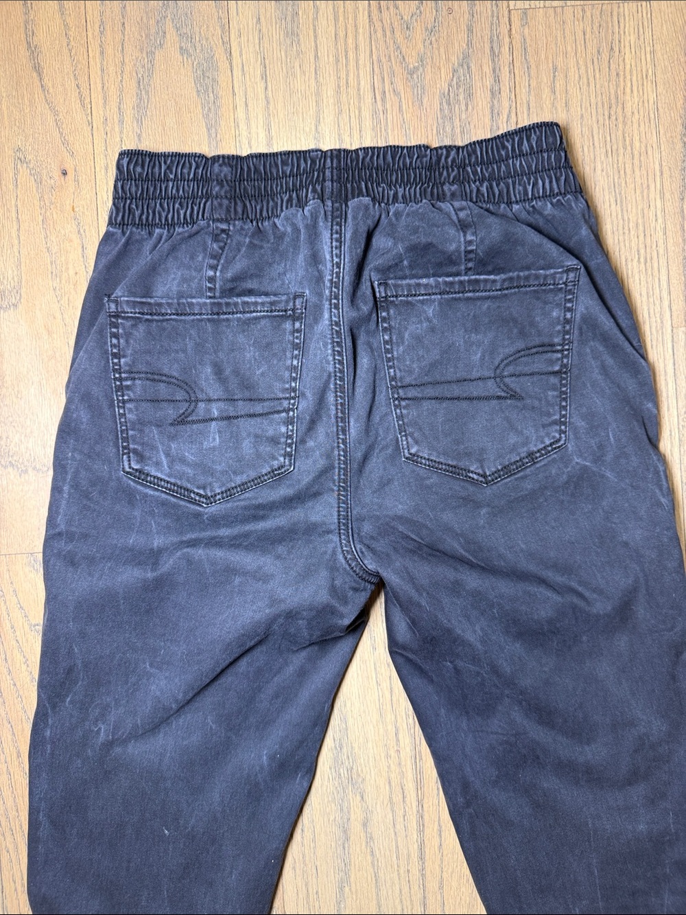 American Eagle Outfitters Black Women's Elastic-Waist Jogger Jeans Size 4 - Picture 7 of 10